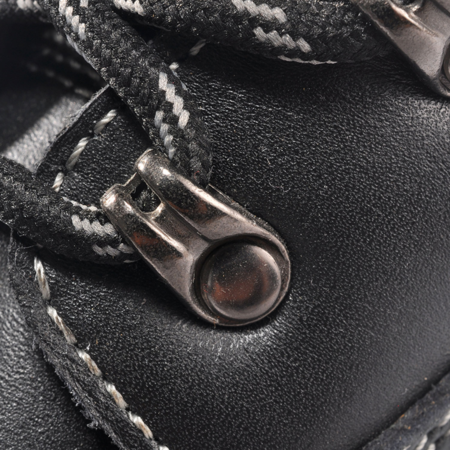 أحذية العمل المقاومة للحرارة M-8364