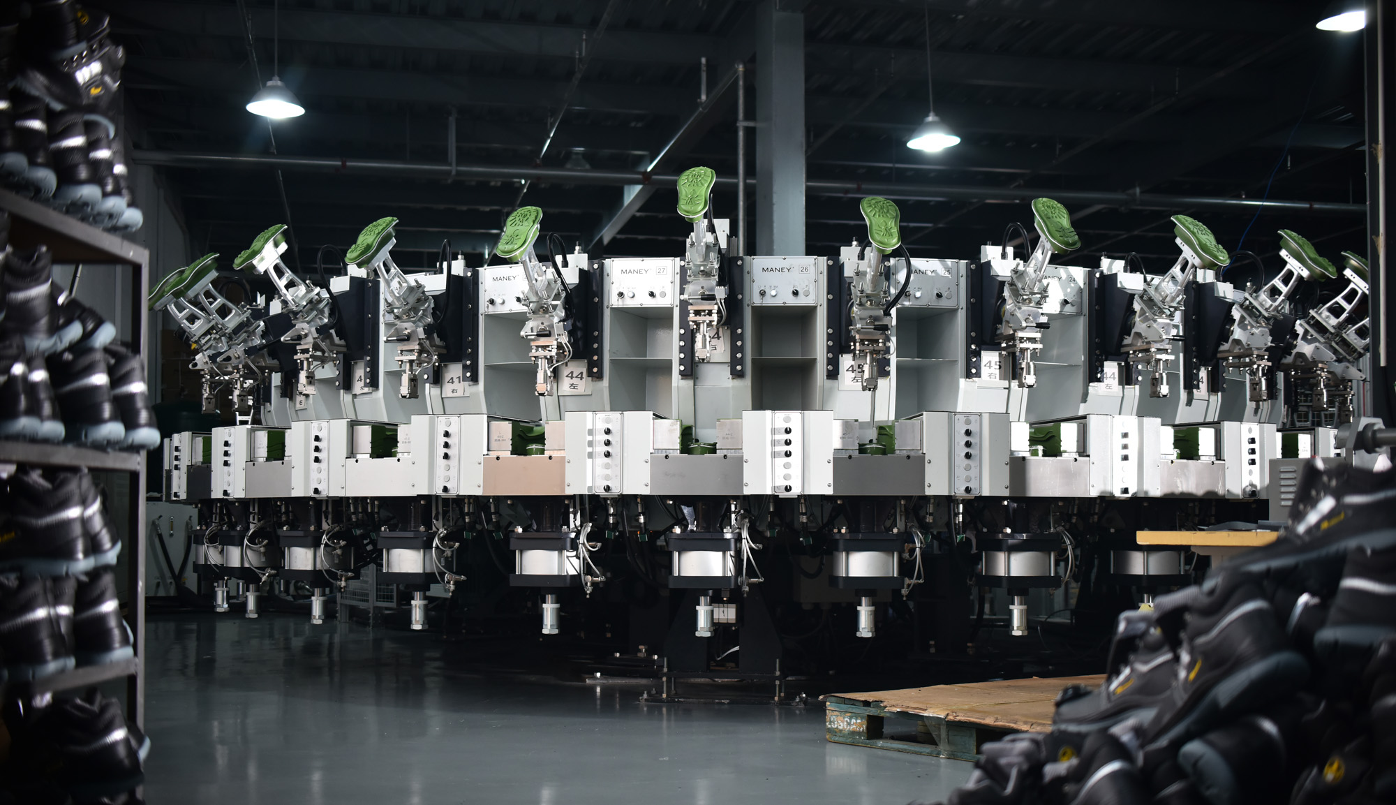 آلة حقن ديسما لصناعة أحذية السلامة