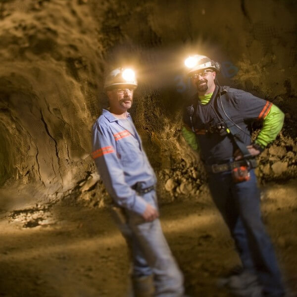 8. التعدين_ 副本