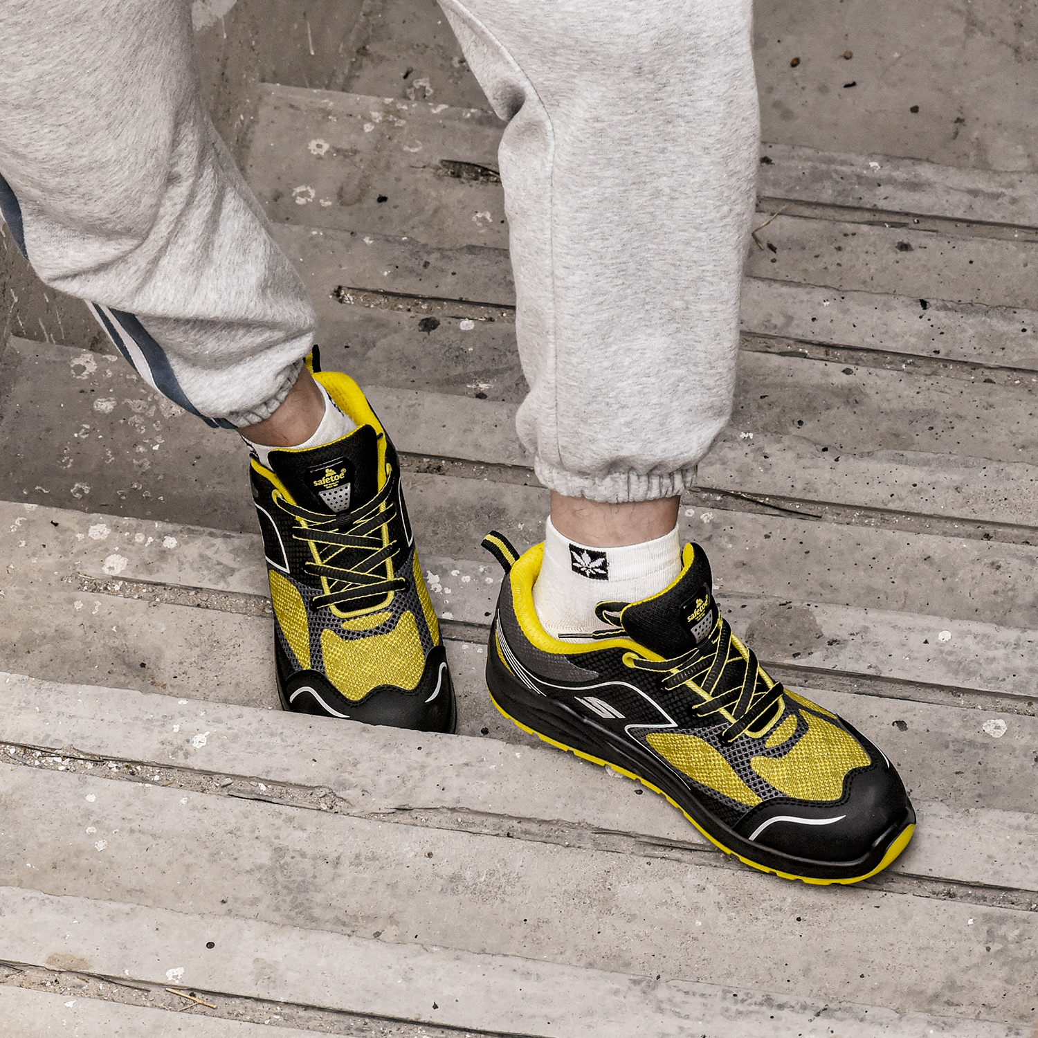 خفيفة الوزن الصلب اصبع القدم أحذية العمل السلامة للمرأة