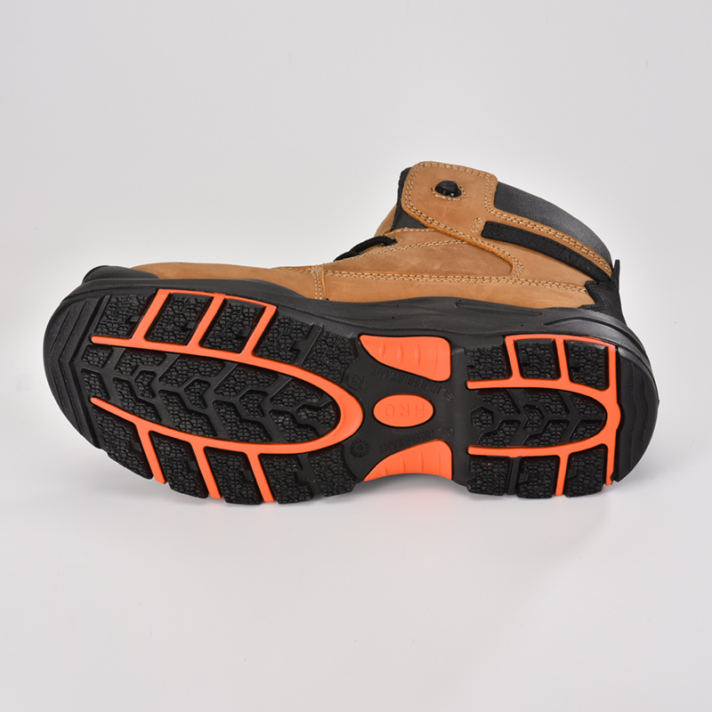 أحذية السلامة المقاومة للمواد الكيميائية والنفط M-8370 Overcap