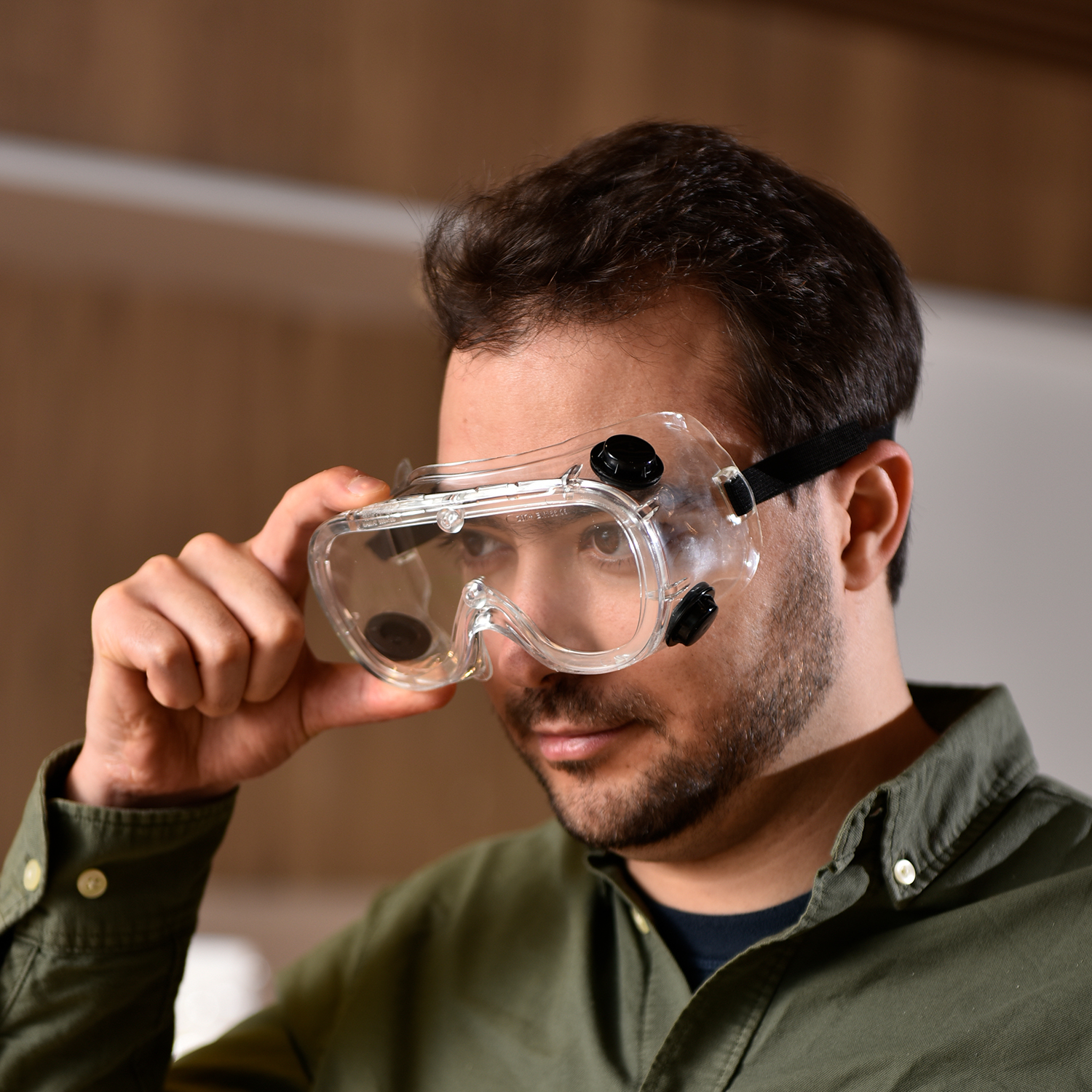 مخزون جاهز من Googles SG032